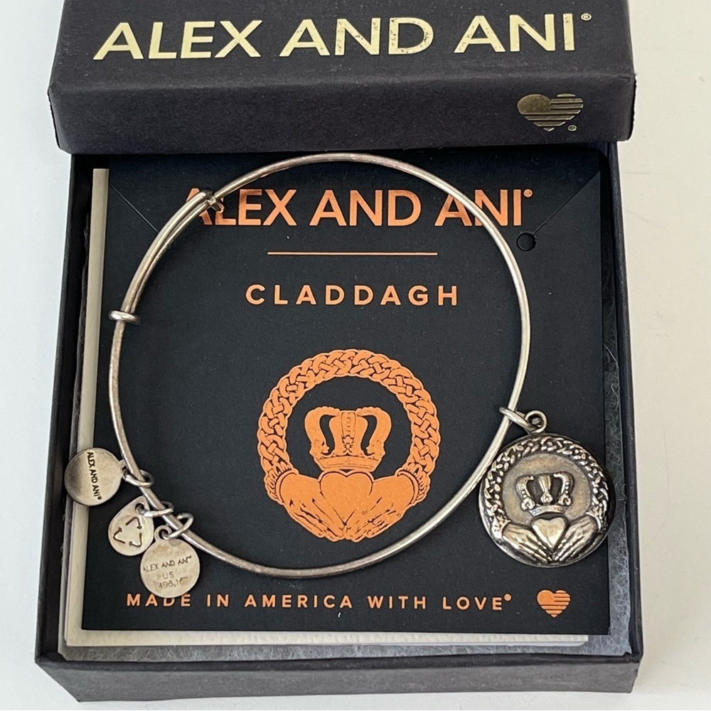 Alex and Ani Claddagh Bracelet Rafaelean Silver Adjustable Size Cards & Box